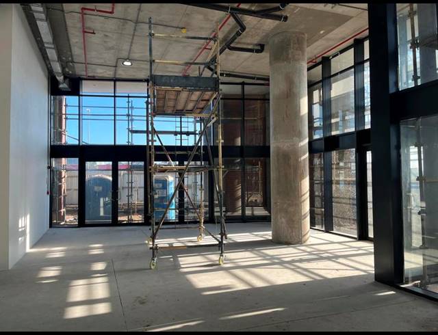 RETAIL PROPERTY TO RENT IN PAARDEN EILAND